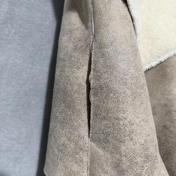 Dynamite Faux Suede Sherpa Vest Beige Waterfall Open Front XS-S Womens - Picture 8 of 9